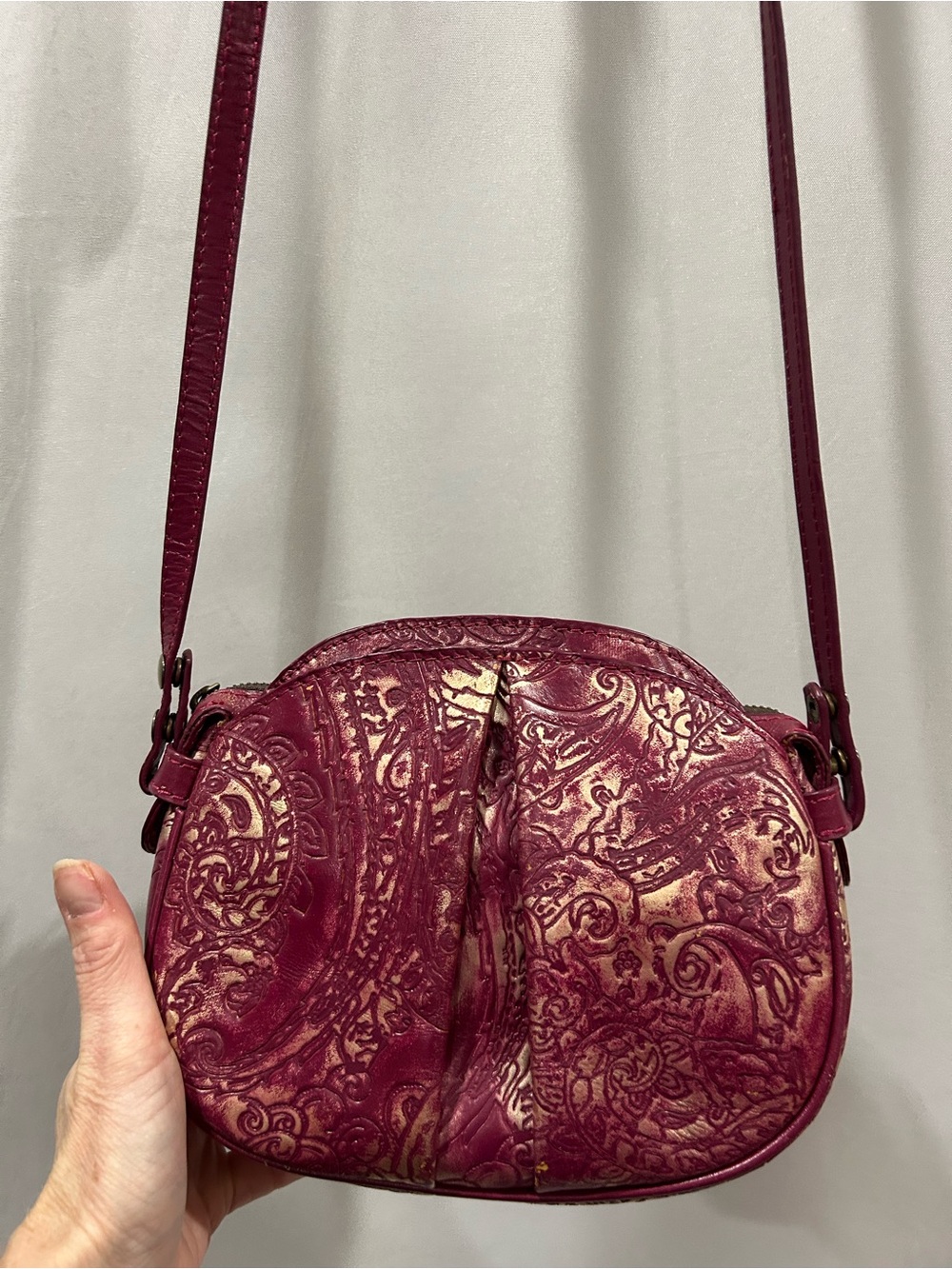 Patricia Nash Embossed Crossbody Bag - Wine & Gold LN